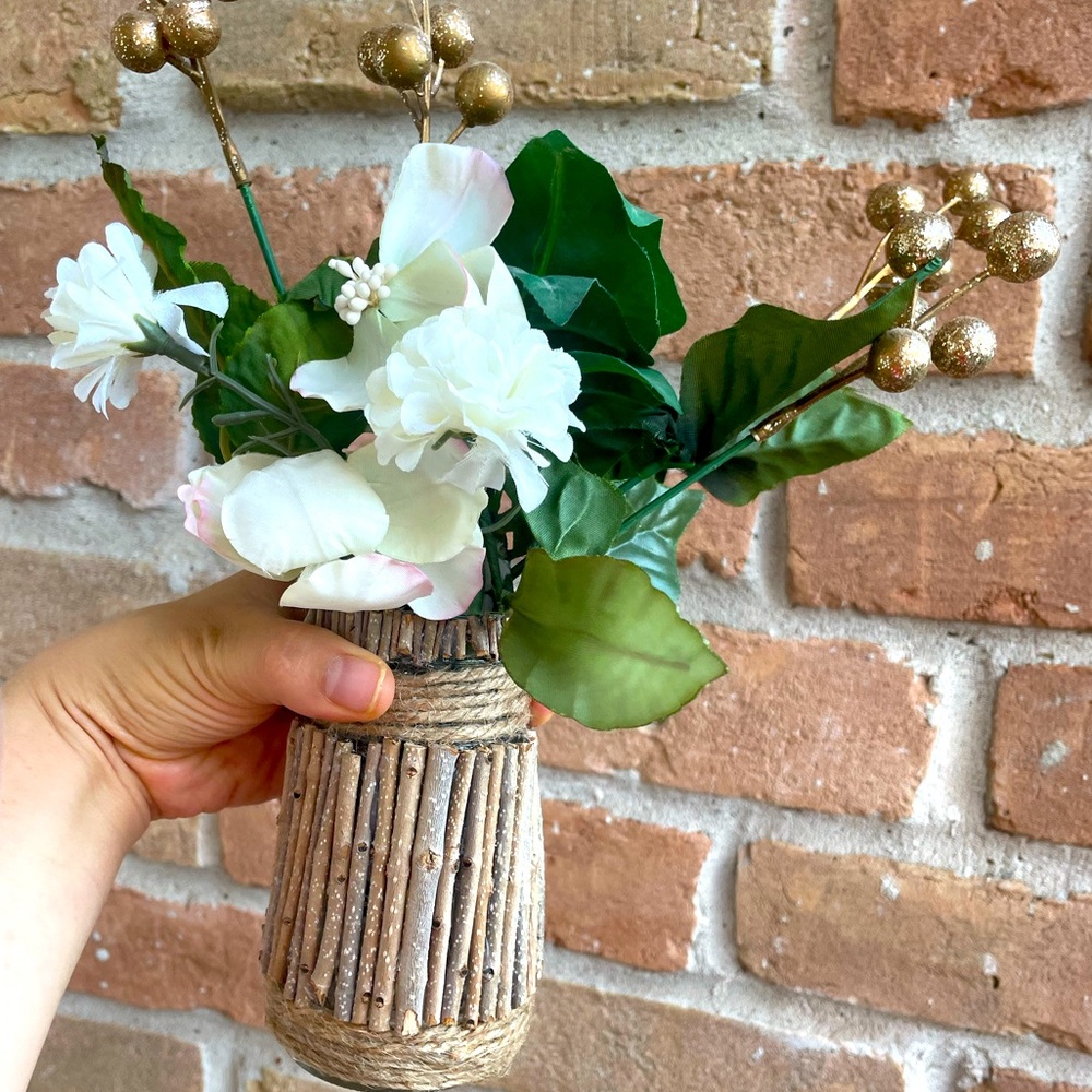 Handmade glass with wood and rope brown color decor base (flowers not included)